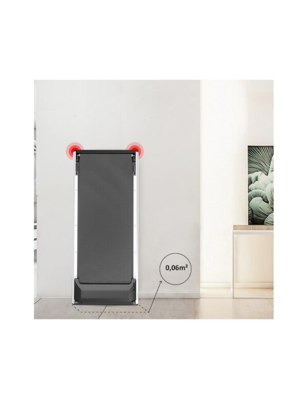 Tapis de marche compact et vertical, occupant seulement 0,06 m². Idéal pour les petits espaces, ce tapis se range aisément contre un mur, vous permettant de maximiser votre espace de vie sans compromis sur votre routine d'exercice.
